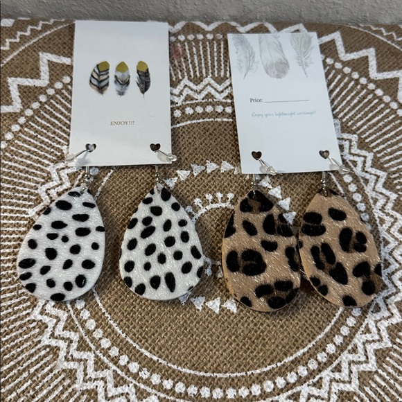 New Leopard Print Leather Feather Earrings set of 2 - Picture 5 of 5